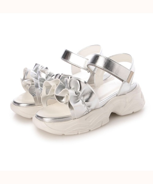 Fin（フィン）の「フリル厚底ベルクロスポーツサンダル【低反発スポンジ入り】（サンダル・レディース・ブラック/ベージュ/シルバー・S/M/L/LL）」の10枚目の写真