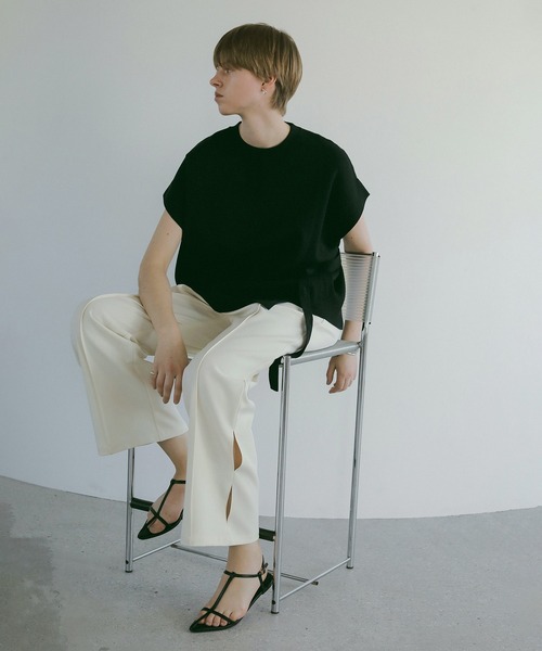 MANOF(マノフ)の「HEM SLIT PANTS(その他パンツ・レディース・グリーン/ブラウン/アイボリー・S/M)」の4枚目の写真