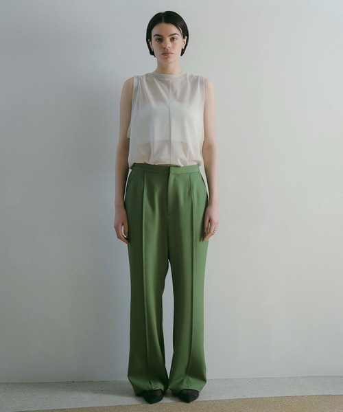 MANOF(マノフ)の「HEM SLIT PANTS(その他パンツ・レディース・グリーン/ブラウン/アイボリー・S/M)」の12枚目の写真