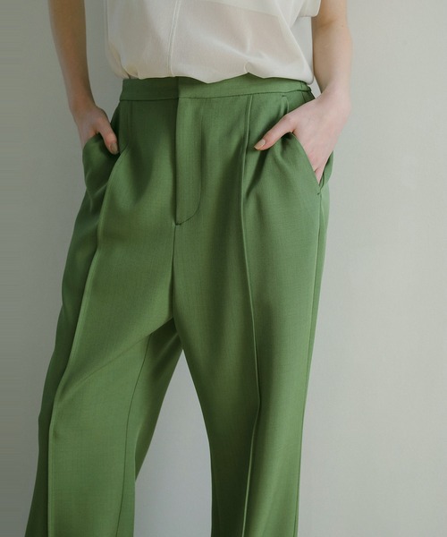 MANOF(マノフ)の「HEM SLIT PANTS(その他パンツ・レディース・グリーン/ブラウン/アイボリー・S/M)」の17枚目の写真