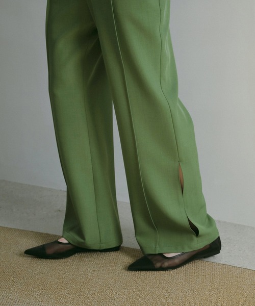 MANOF(マノフ)の「HEM SLIT PANTS(その他パンツ・レディース・グリーン/ブラウン/アイボリー・S/M)」の18枚目の写真