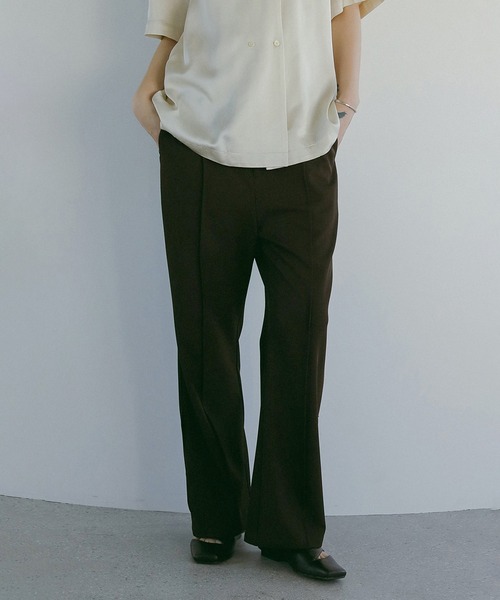 MANOF(マノフ)の「HEM SLIT PANTS(その他パンツ・レディース・グリーン/ブラウン/アイボリー・S/M)」の22枚目の写真
