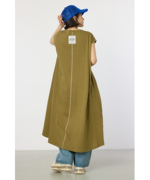 RODEO CROWNS WIDE BOWL（ロデオクラウンズワイドボウル）の「配色ステッチノースリーブワンピース（ワンピース・レディース・ライトカーキ/オレンジ/ブラック/オフホワイト・FREE）」の4枚目の写真