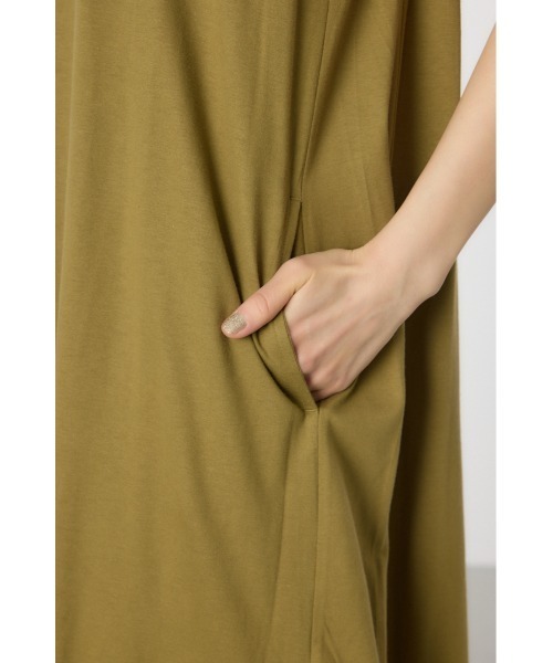 RODEO CROWNS WIDE BOWL（ロデオクラウンズワイドボウル）の「配色ステッチノースリーブワンピース（ワンピース・レディース・ライトカーキ/オレンジ/ブラック/オフホワイト・FREE）」の14枚目の写真