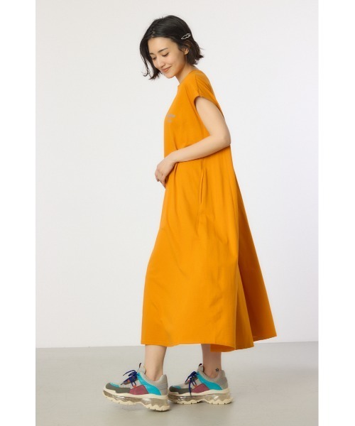 RODEO CROWNS WIDE BOWL（ロデオクラウンズワイドボウル）の「配色ステッチノースリーブワンピース（ワンピース・レディース・ライトカーキ/オレンジ/ブラック/オフホワイト・FREE）」の5枚目の写真