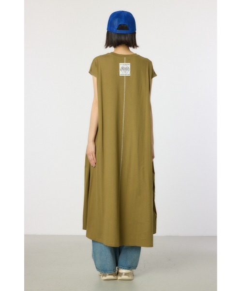 RODEO CROWNS WIDE BOWL（ロデオクラウンズワイドボウル）の「配色ステッチノースリーブワンピース（ワンピース・レディース・ライトカーキ/オレンジ/ブラック/オフホワイト・FREE）」の19枚目の写真