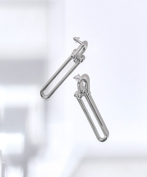 ROSE BUD（ローズバッド）の「DESIGN PIERCE（ピアス（両耳用）・レディース・シルバー・ONE SIZE）」の10枚目の写真