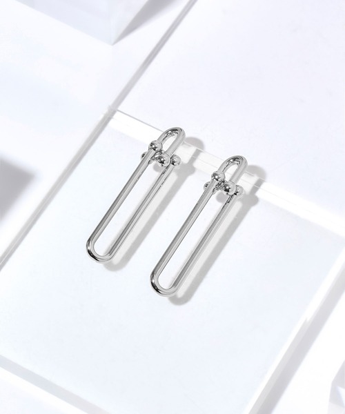 ROSE BUD（ローズバッド）の「DESIGN PIERCE（ピアス（両耳用）・レディース・シルバー・ONE SIZE）」の5枚目の写真
