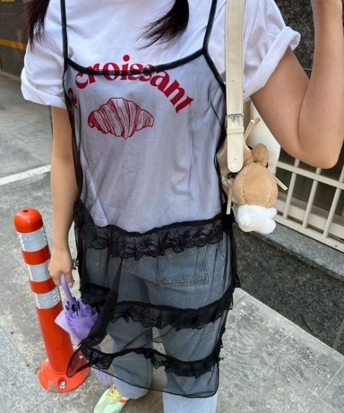 ipugo(イプゴ)の「ipugo/イプゴ レイヤードレースキャミワンピース 秋物 秋服 2026年秋冬(ワンピース・レディース・ブラック/ホワイト・FREE)」の9枚目の写真