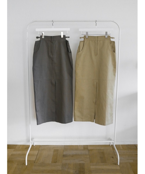 Katrin TOKYO(カトリーントーキョー)の「cut-out chino skirt(スカート・レディース・グレー/ベージュ・XS/S/M/S-Short)」の4枚目の写真
