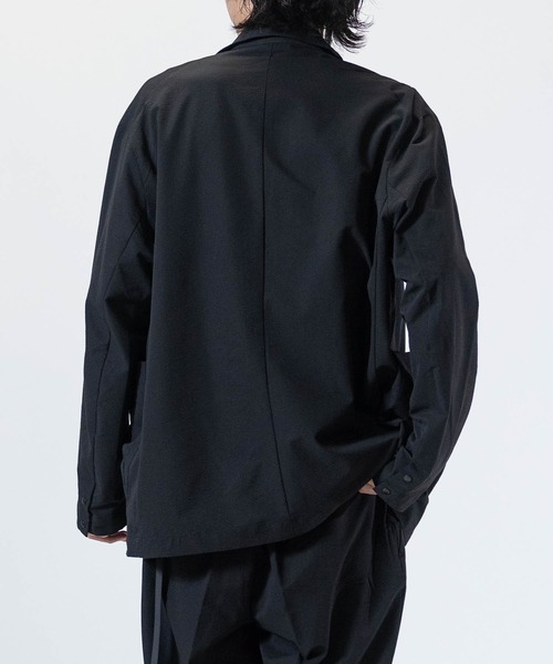 JOHN'S CLOSET(ジョンズクローゼット)の「【3】ポリサッカー 2WAYストレッチ オーバーサイズ 3B ジャケット 【セットアップ展開】(テーラードジャケット・メンズ・ブラウン/ブラック/グレー・MEDIUM/LARGE/X-LARGE)」の6枚目の写真