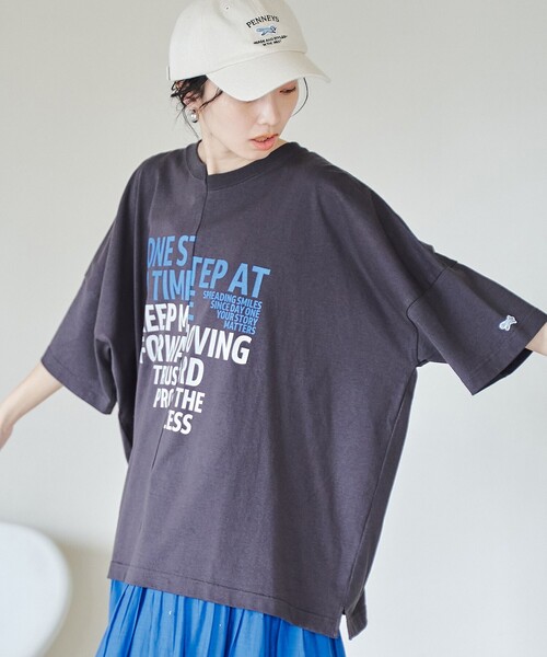 PENNEYS(ぺニーズ)の「PENNEYS別注 リメイクBIG-Tシャツ(Tシャツ/カットソー・レディース・オフホワイト/ダークグレー/ロイヤルブルー・FREE)」の3枚目の写真