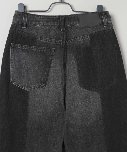 JEANASIS（ジーナシス）の「リメイクライクフレアデニム/571988（デニムパンツ・レディース・ブラック/ブルー・SMALL/MEDIUM）」の4枚目の写真