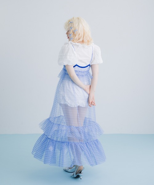 monepine(モネピネ)の「gingham check cami dress/ギンガムチェックキャミワンピース(ワンピース・レディース・ライトブルー/レッド・1/2)」の5枚目の写真