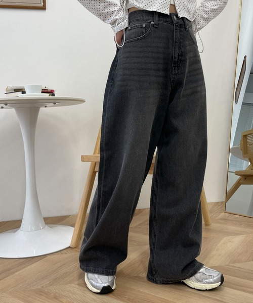 WEGO(ウィゴー)の「WEGO/サマーデニムルーズワイドパンツ(デニムパンツ・レディース・コバルトブルー/ライトインディゴブルー/ブラック系2・SMALL/MEDIUM)」の2枚目の写真