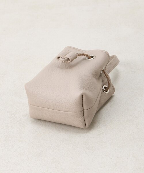 BEARDSLEY（ビアズリー）の「チャーム付レザートート（トートバッグ・レディース・ベージュ/ブラック・FREE）」の18枚目の写真