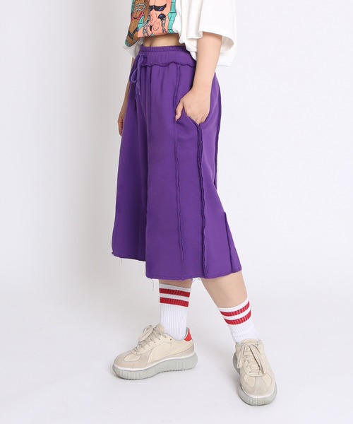 PUNYUS（プニュズ）の「カットオフハーフスウェットパンツ（スウェットパンツ・レディース・杢グレー/ブラック/ホワイト系その他/パープル・1/2/3/4）」の10枚目の写真