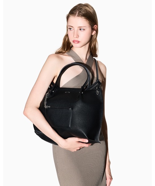 ARMANI EXCHANGE(アルマーニエクスチェンジ)の「【A|X アルマーニ エクスチェンジ】AXロゴ ミディアムトートバッグ(トートバッグ・レディース・ブラック/ライトベージュ・FREE)」の10枚目の写真