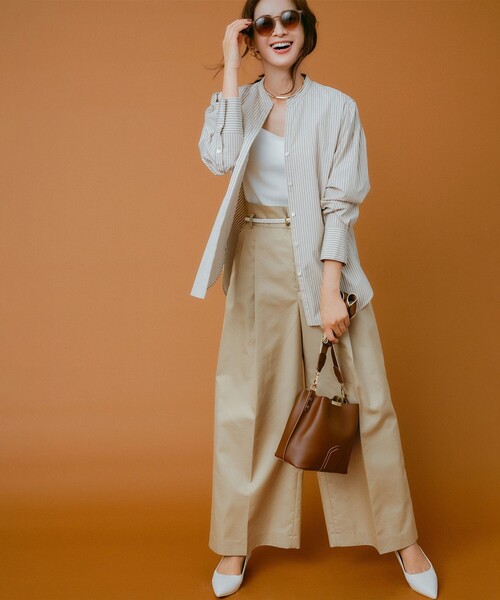uncrave(アンクレイヴ)の「チノギャバジン ワイドトラウザー(その他パンツ・レディース・ベージュ系/ネイビー系/ホワイト系1・1/0/2/3/00)」の15枚目の写真