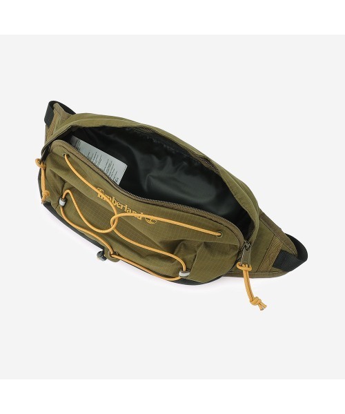 Timberland（ティンバーランド）の「オールジェンダー ハイキング スリング バッグ（ボディバッグ/ウエストポーチ・メンズ・ダークオリーブ・FREE）」の5枚目の写真