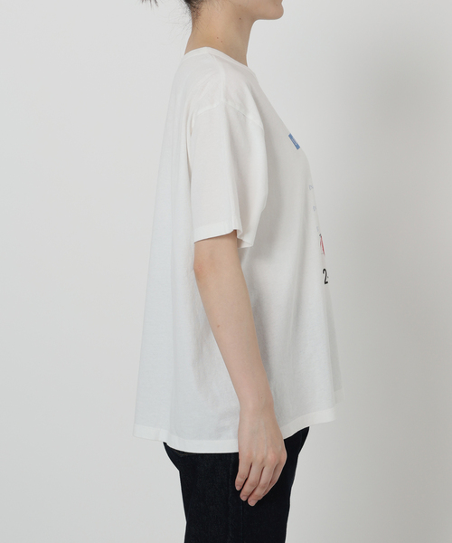 SLOBE IENA（スローブイエナ）の「USAコットンロゴプリントTEE（Tシャツ/カットソー・レディース・ホワイト/チャコールグレー・FREE）」の22枚目の写真