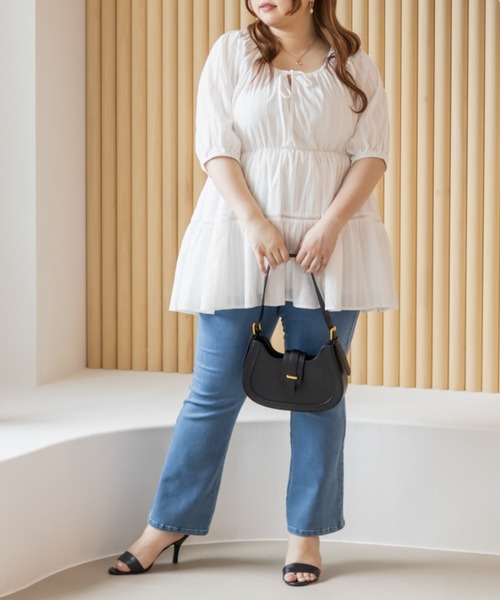 CLETTE(クレット)の「ストライプトビー2WAYチュニックブラウス(シャツ/ブラウス・レディース・オフホワイト/ピンク/ブラック・LL/3L/4L)」の10枚目の写真