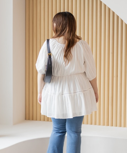 CLETTE(クレット)の「ストライプトビー2WAYチュニックブラウス(シャツ/ブラウス・レディース・オフホワイト/ピンク/ブラック・LL/3L/4L)」の7枚目の写真