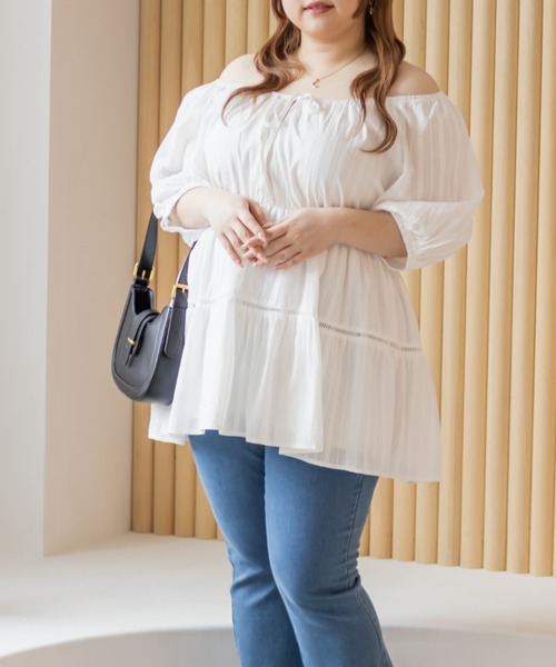 CLETTE(クレット)の「ストライプトビー2WAYチュニックブラウス(シャツ/ブラウス・レディース・オフホワイト/ピンク/ブラック・LL/3L/4L)」の11枚目の写真