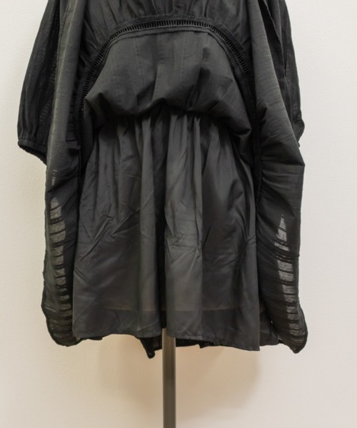 CLETTE(クレット)の「ストライプトビー2WAYチュニックブラウス(シャツ/ブラウス・レディース・オフホワイト/ピンク/ブラック・LL/3L/4L)」の15枚目の写真