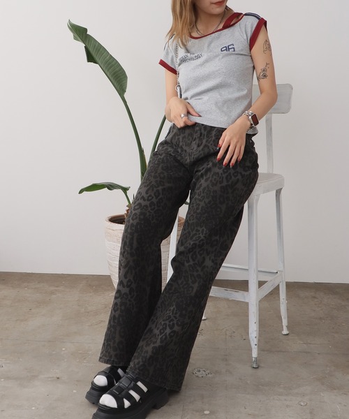 ROOPTOKYO(ループトウキョウ)の「スポーティーデザイン ワンショルダーカットソー(Tシャツ/カットソー・レディース・ブルー/ライトブルー/ホワイト/グレー・FREE)」の3枚目の写真