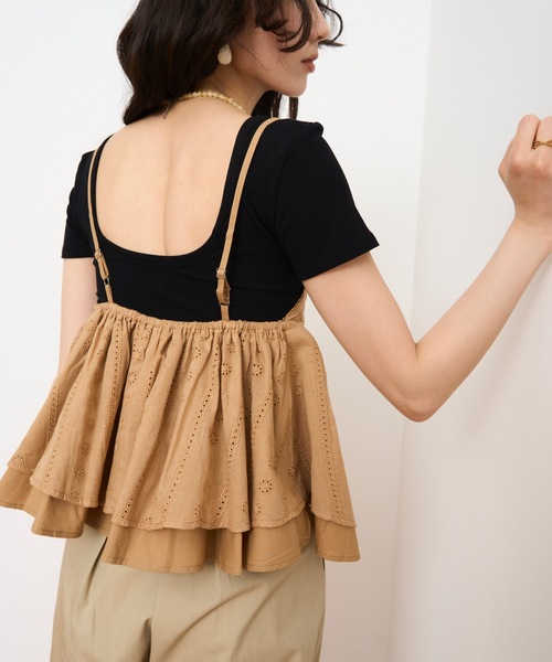 Open-back top with cups / カップ付バックオープントップス（Tシャツ