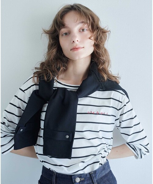 セール】＜To b. by agnes b.コラボ＞ロゴ ロングスリーブ Tシャツ