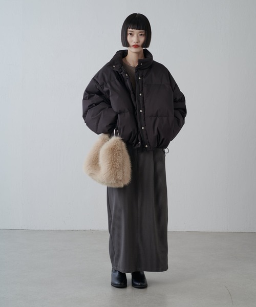 Lui's（ルイス）の「ショートダウンブルゾン（ダウンジャケット/コート・レディース・ホワイト/ブラック・M/S）」の21枚目の写真