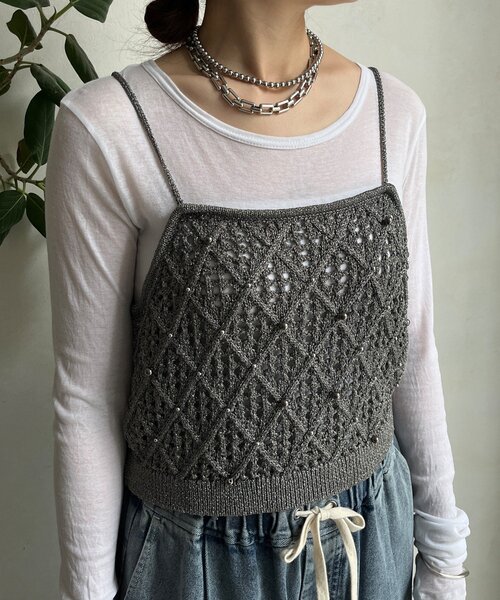 DouDou(ドゥドゥ)の「【WEB限定】ラメニットビスチェ(ニット/セーター・レディース・ゴールド/ブラック/グレー・FREE)」の7枚目の写真