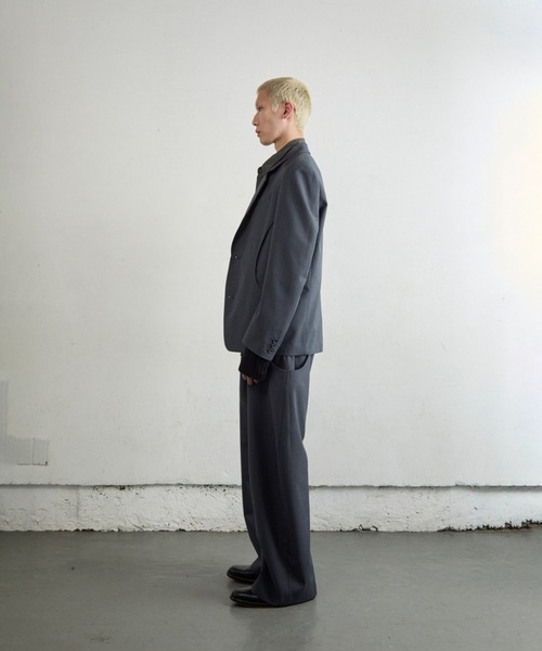 NVRFRGT(ネヴァーフォーゲット)の「SINGLE-BREASTED BLAZER(テーラードジャケット・メンズ・ブラック/ダークグレー・1/2)」の9枚目の写真