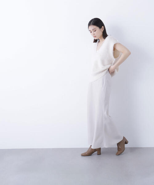 NATURAL BEAUTY BASIC(ナチュラルビューティーベーシック)の「◇ヘアリーVネックベスト(ベスト・レディース・マジェンタ/オフホワイト/グレー・FREE)」の18枚目の写真