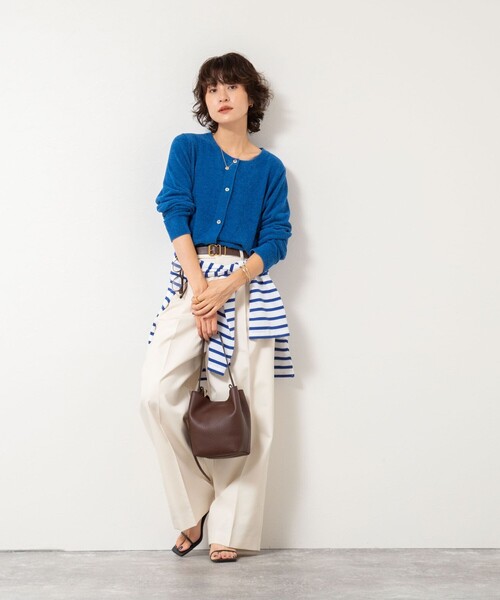 Rie Miller（リエミラー）の「《手洗い可能》《アンサンブル対応》モールヤーンクルーネックカーディガン（カーディガン/ボレロ・レディース・ボルドー/ブルー/ベビーピンク/グレー・38）」の20枚目の写真