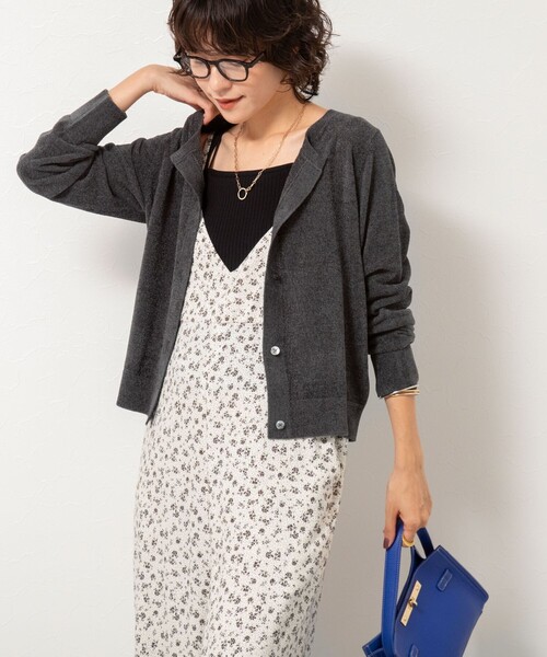 Rie Miller（リエミラー）の「《手洗い可能》《アンサンブル対応》モールヤーンクルーネックカーディガン（カーディガン/ボレロ・レディース・ボルドー/ブルー/ベビーピンク/グレー・38）」の19枚目の写真