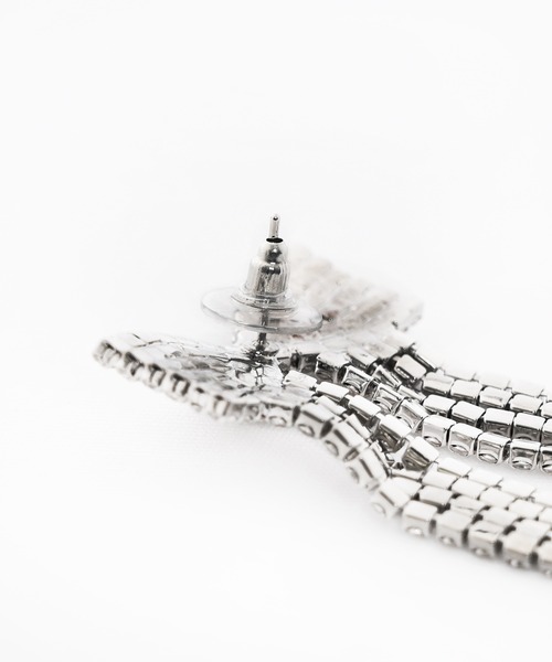 Narcissus（ナルシス）の「リボンビジューピアス　ビッグリボン　　オケージョン　パーティー（ピアス（両耳用）・レディース・シルバー・FREE）」の7枚目の写真