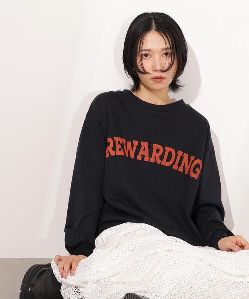 N.(N. Natural Beauty Basic)(エヌエヌナチュラルビューティーベーシック)の「カレッジロゴスウェット(スウェット・レディース・ネイビー/グレー/ブラウン・MEDIUM)」の3枚目の写真