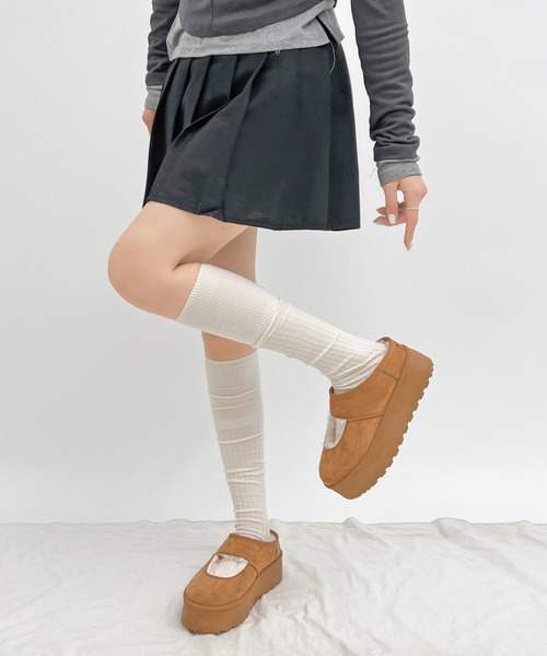 Shoes in Closet（シューズインクローゼット）の「軽量厚底 もこもこファー メリージェーン ムートン スリッポン 6465（スリッポン・レディース・キャメル/ライトベージュ・S/M/L/LL）」の7枚目の写真