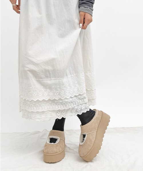 Shoes in Closet（シューズインクローゼット）の「軽量厚底 もこもこファー メリージェーン ムートン スリッポン 6465（スリッポン・レディース・キャメル/ライトベージュ・S/M/L/LL）」の14枚目の写真