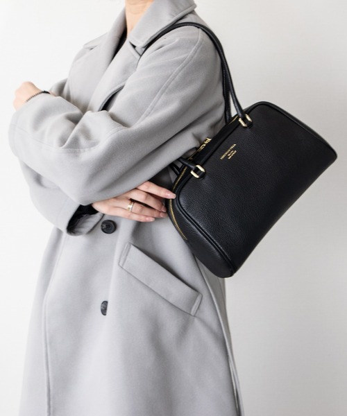 CHRISTIAN VILLA(クリスチャンヴィラ)の「【CHRISTIAN VILLA】ミディアムサイズレザーショルダーバッグ(Q56451)(ショルダーバッグ・レディース・ブラウン系その他/ブラック・ALL)」の8枚目の写真