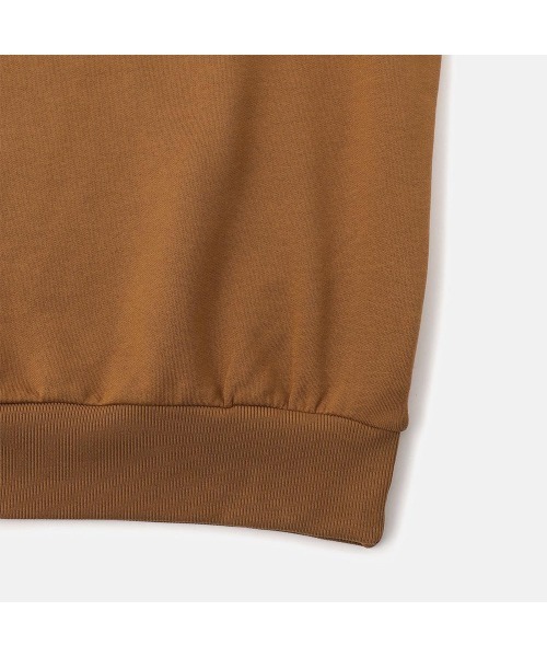 Timberland(ティンバーランド)の「シリコン バッジ クルーネック スウェット シャツ メンズ(スウェット・メンズ・ダークベージュ・XX-LARGE/X-LARGE/LARGE/MEDIUM/SMALL/X-SMALL)」の6枚目の写真