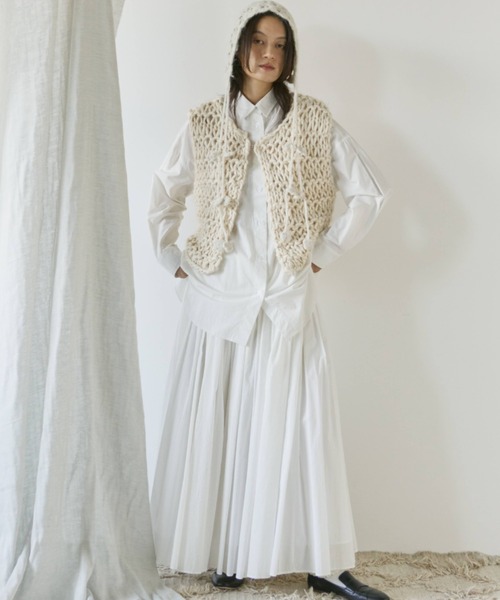 Libra Cue(リブラ キュー)の「ハンドニットベスト(ベスト・レディース・アイボリー/ブラック・FREE)」の5枚目の写真