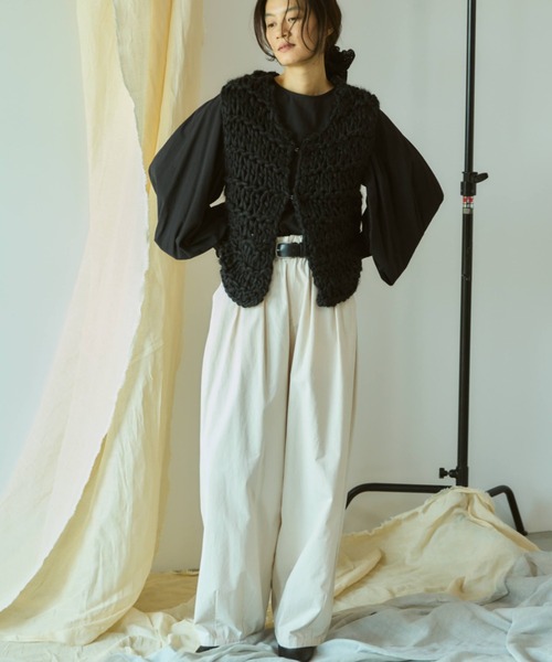 Libra Cue(リブラ キュー)の「ハンドニットベスト(ベスト・レディース・アイボリー/ブラック・FREE)」の9枚目の写真