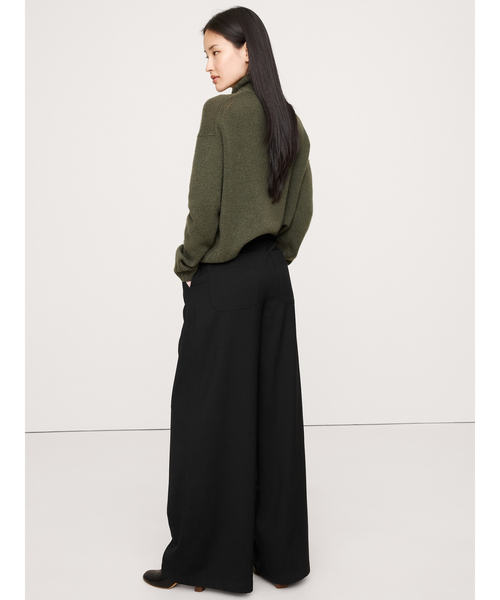Banana Republic(バナナリパブリック)の「ハイライズ ワイドレッグ イタリアンウール パンツ(その他パンツ・レディース・ブラック/ブルー/ライトグレー・0/8/6/4/2)」の10枚目の写真
