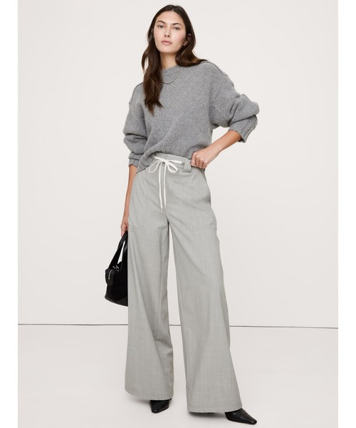 Banana Republic(バナナリパブリック)の「ハイライズ ワイドレッグ イタリアンウール パンツ(その他パンツ・レディース・ブラック/ブルー/ライトグレー・0/8/6/4/2)」の4枚目の写真