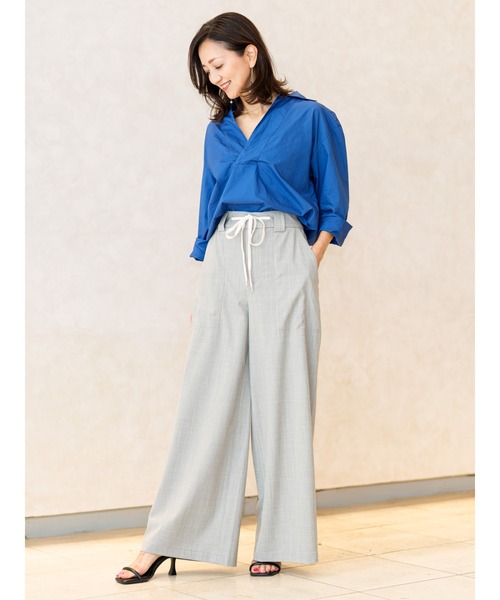 Banana Republic(バナナリパブリック)の「ハイライズ ワイドレッグ イタリアンウール パンツ(その他パンツ・レディース・ブラック/ブルー/ライトグレー・0/8/6/4/2)」の7枚目の写真