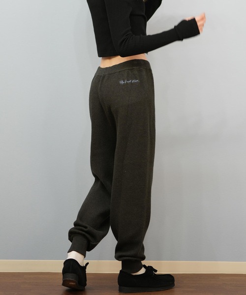 ROXY(ロキシー)の「ROXY/ロキシー スウェットニットパンツ RPT254012(その他パンツ・レディース・モカ/スミクロ/グレー・M/L)」の4枚目の写真